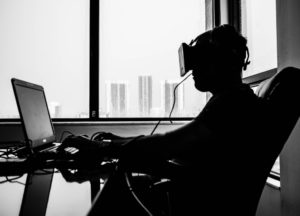 vr-at-the-desk