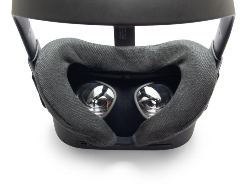 Oculus quest on sale vr cover review